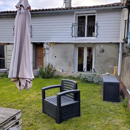 Le Petit Nid Apartment Montgaillard  Luaran gambar